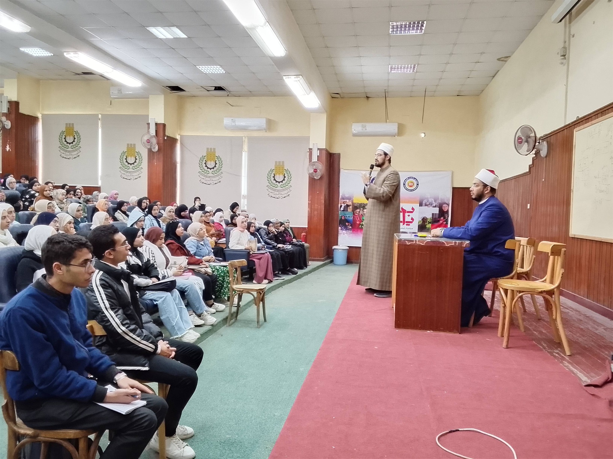 كلية الزراعة تحتضن ندوةً دينيةً بعنوان «بدايةٌ جديدةٌ مع رمضان»