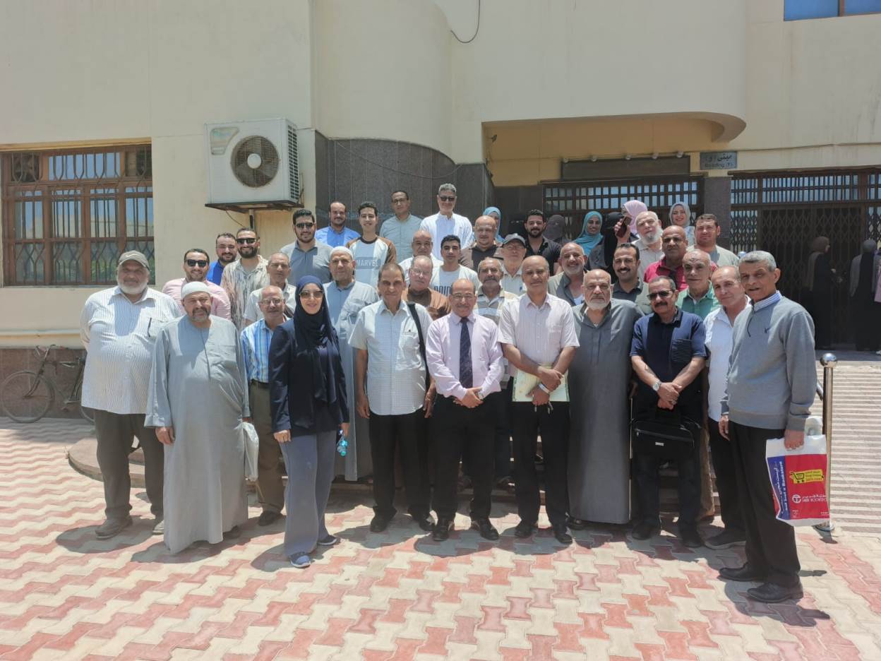 كلية الزراعة جامعة المنصورة تختتم فعاليات الدورة التدريبية لتأهيل المهندسين المشتغلين بالمبيدات