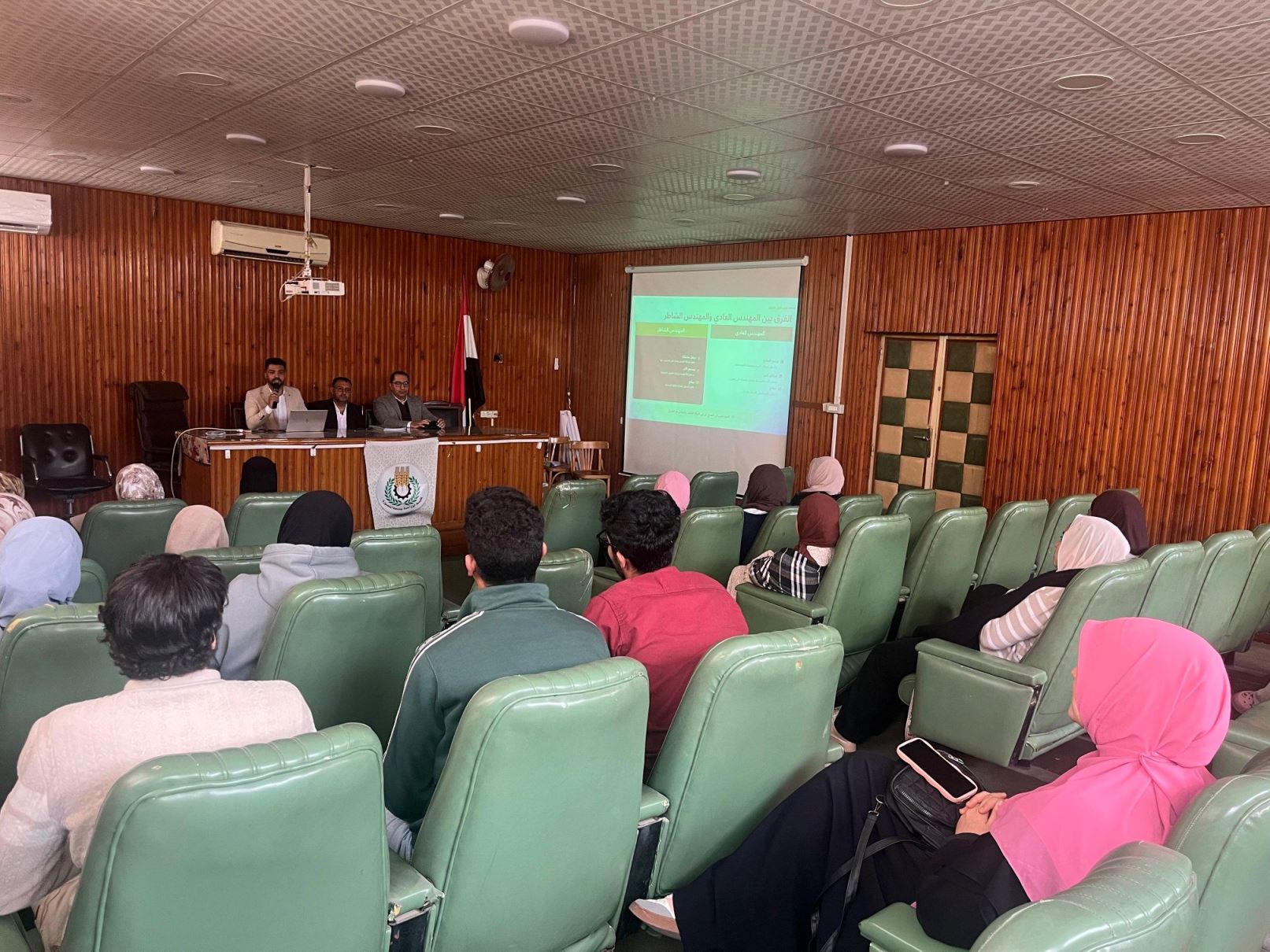 ضمن مبادرة «ابدأ مستقبلك صح».. كلية الزراعة تنظم ورشة عمل لتأهيل الخريجين لسوق العمل 