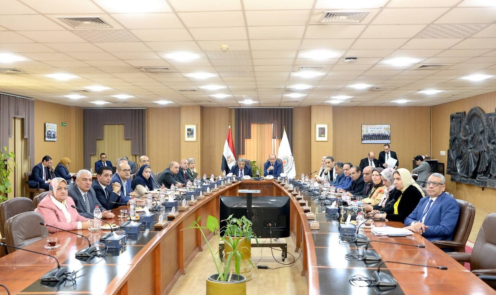 مجلس جامعة المنصورة يوافق على اتخاذ إجراءات بدء نشاط شركة «ثمار المنصورة» للخدمات البحثية والزراعية